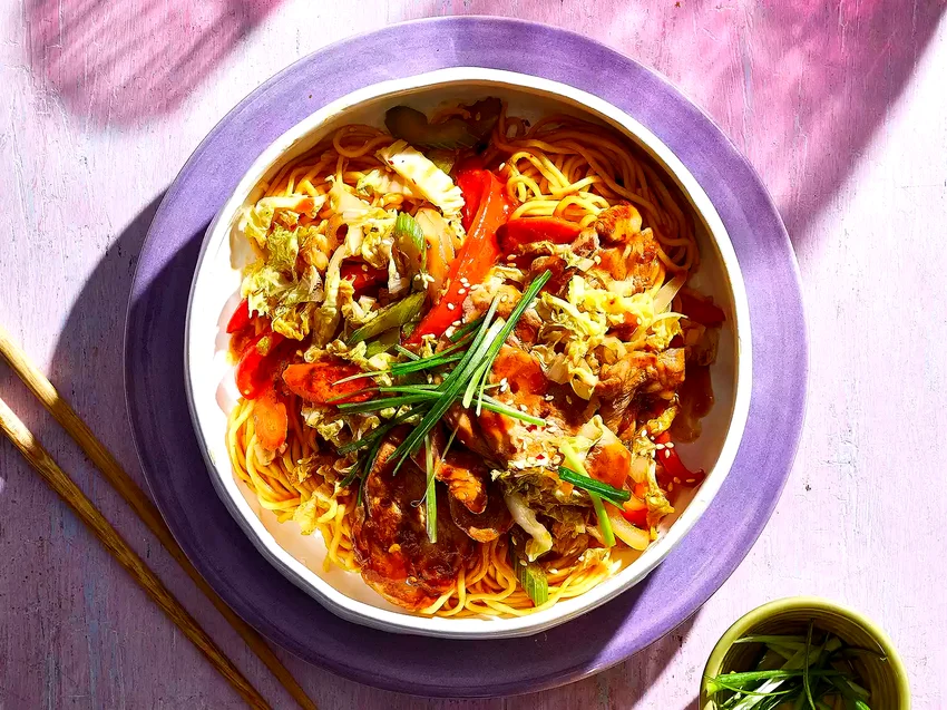 Sweet and SpSpicy Pork and Napa Cabbage Stir-Fry with Spicy Noodles