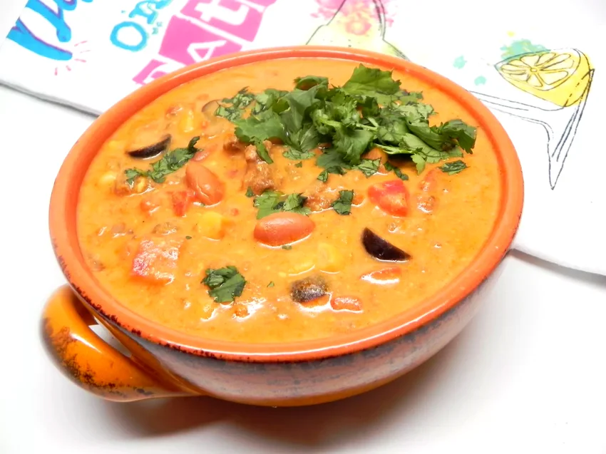 15 Ground Beef Soup Ideas for Quick Weeknight Meals Taco Soup with Green Chilies