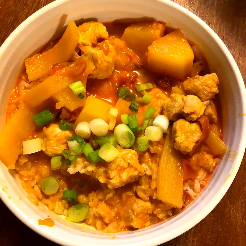 15 Delicious Sweet and Savory Canned Pineapple Recipes Thai Pineapple Chicken Curry