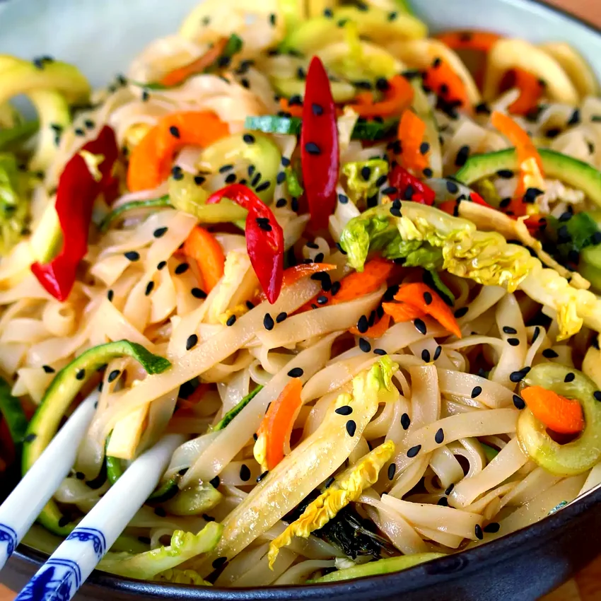 15 Rice Noodle Dishes for Fast, Nutritious Weeknight Meals Thai Rice Noodle Salad