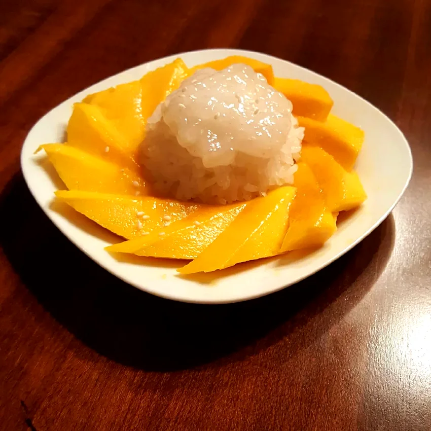15 Sweet Rice Treats That Will Blow Your Mind Thai Sweet Sticky Rice With Mango (Khao Neeo Mamuang)