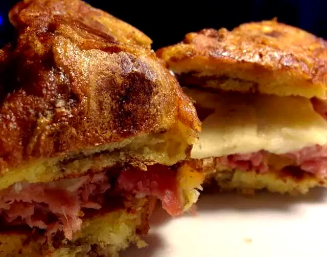 10 Gourmet Grilled Cheese Sandwiches You Must Try Today The Ultimate Apple Cinnamon Grilled Cheese Sandwich