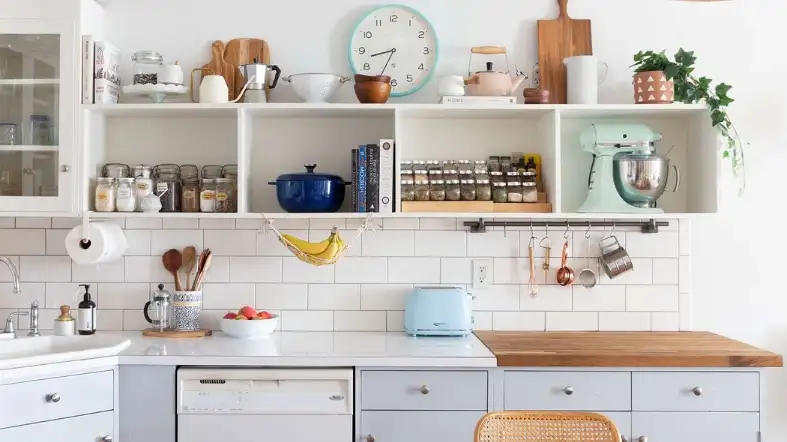Tips To Keep Your Kitchen Cabinets And Drawers Organized