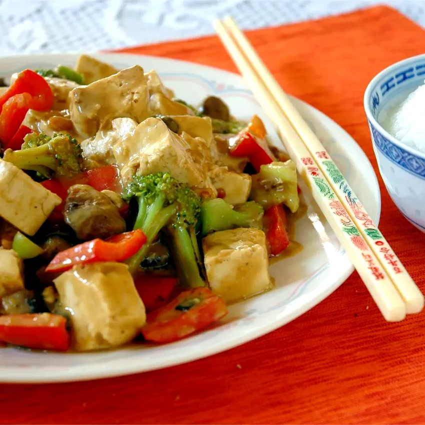 10 Best-Rated Tofu Stir-Fry Recipes for Fast Plant-Based Tofu and Veggies in Peanut Sauce