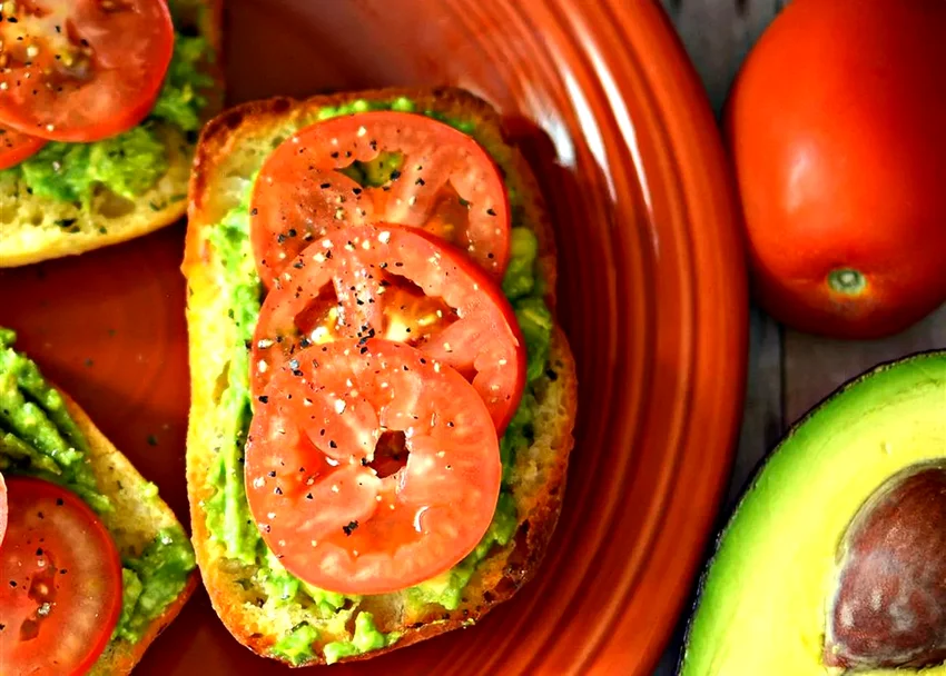12 Fresh Tomato Sandwich Ideas for Summer Season Tomato Avocado Sandwich