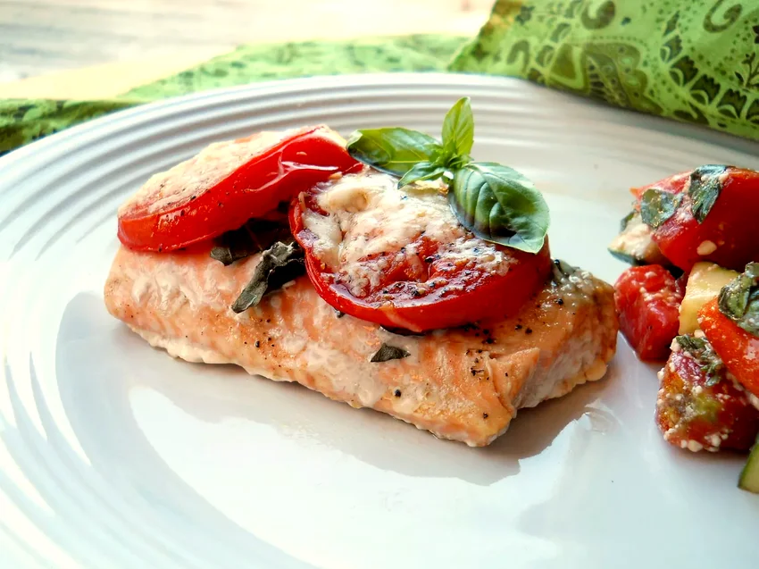 Tomato Basil Salmon