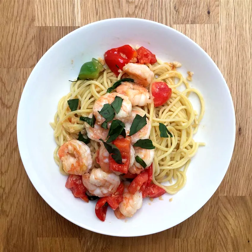 Tomato & Basil Shrimp in Garlic Butter Sauce