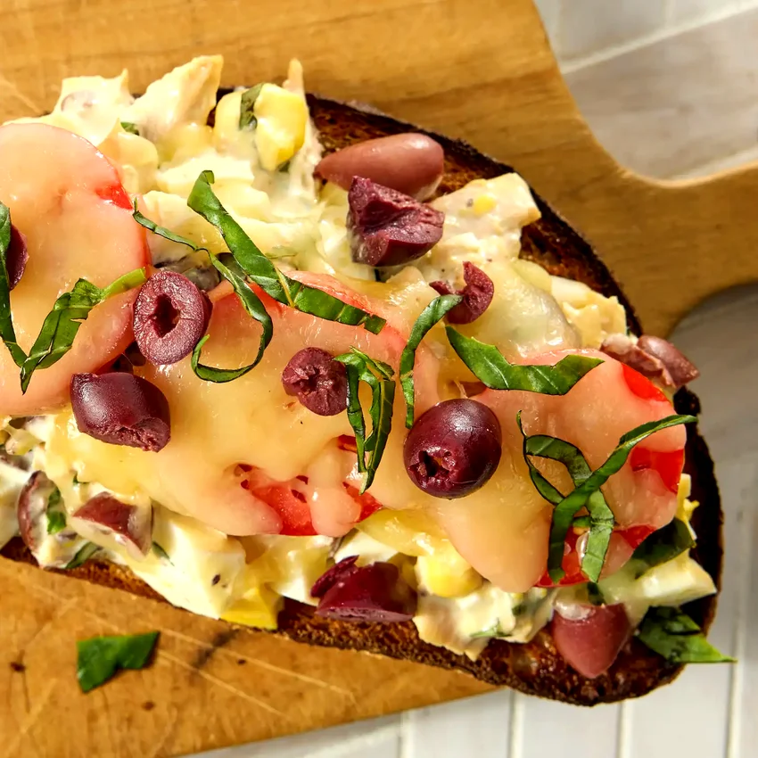 Tuna Niçoise Melt