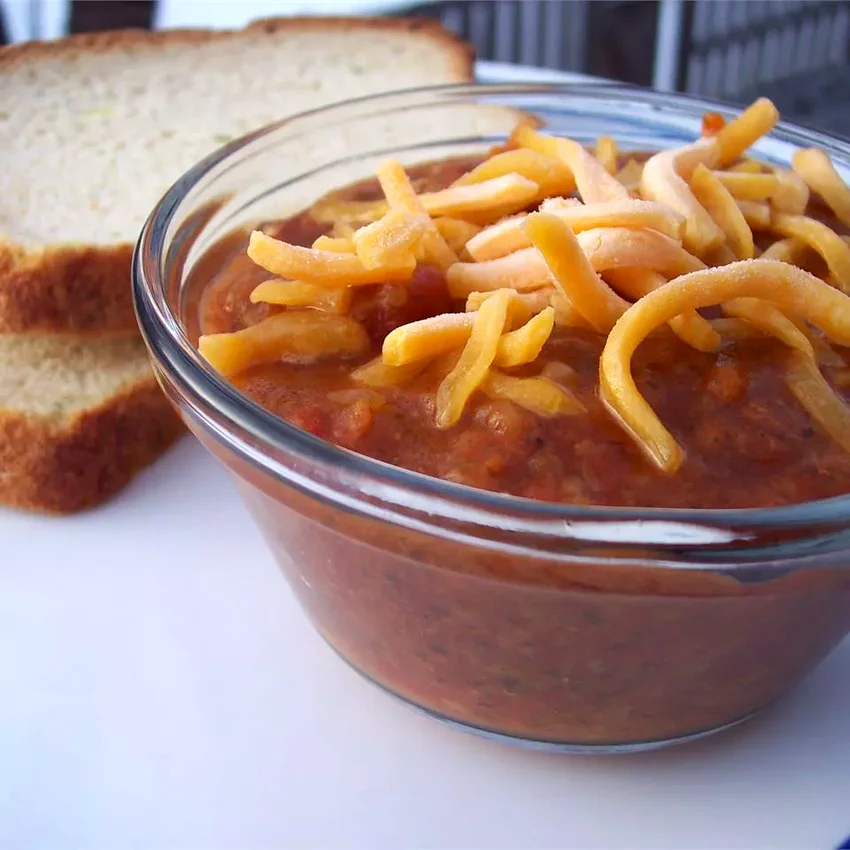 Unbelievably Easy and Delicious Vegetarian Chili
