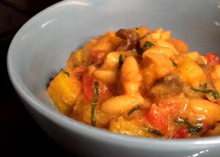 12 Plant-Based Casserole Dishes For Satisfying Dinners Vegan Pasta and Lentil Casserole