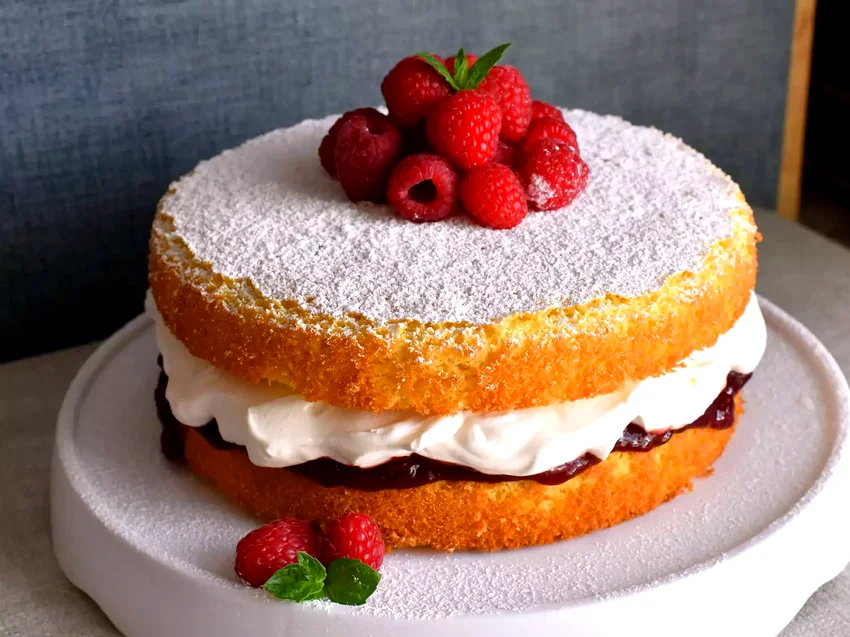 Victoria Sponge Cake
