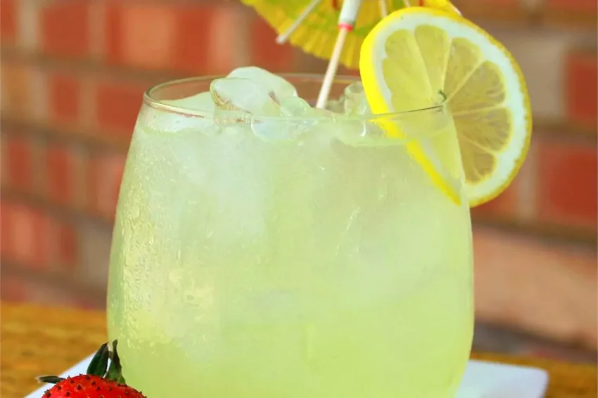30 Graduation Party Foods That Make Celebrating Easy Vintage Lemonade