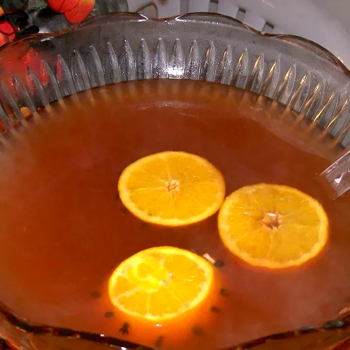 Warm and Spicy Autumn Punch