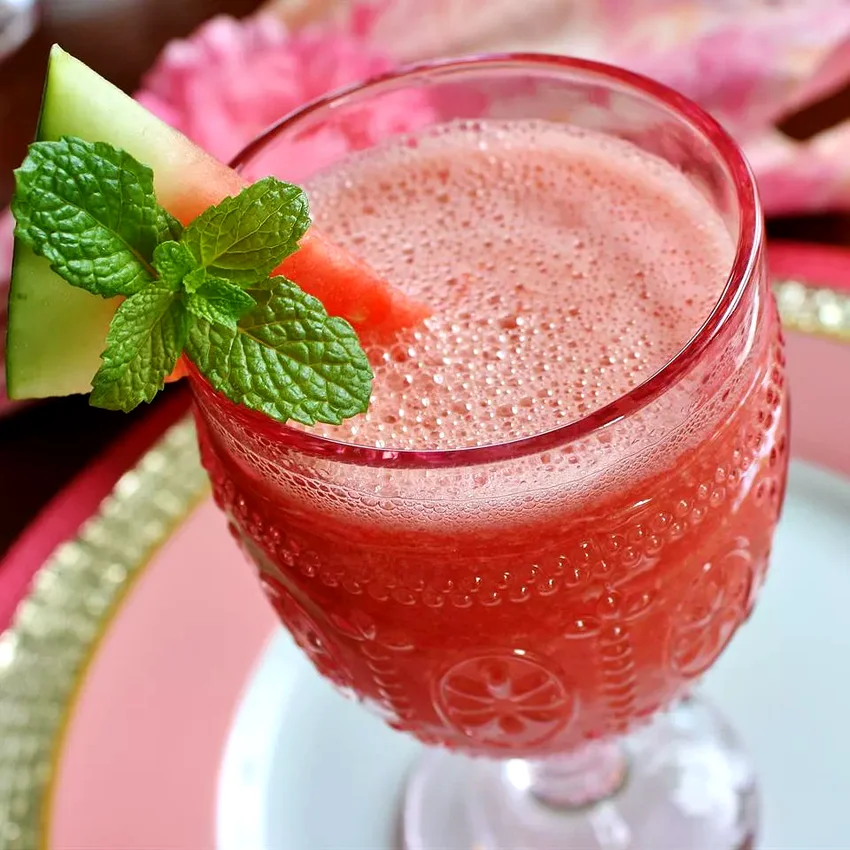 17 Cooling Watermelon Beverages for Summer Thirst Relief Watermelon Delight