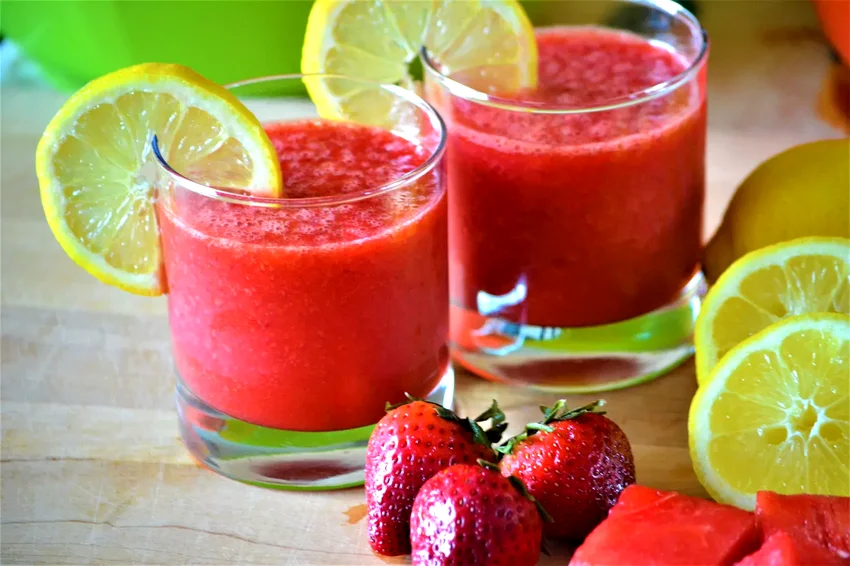 17 Cooling Watermelon Beverages for Summer Thirst Relief Watermelon and Strawberry Lemonade