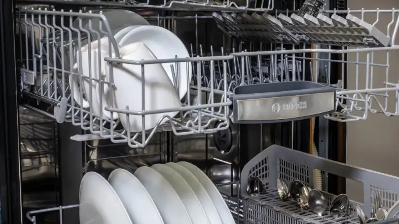 Which wash cycle should I choose for my Bosch dishwasher?
