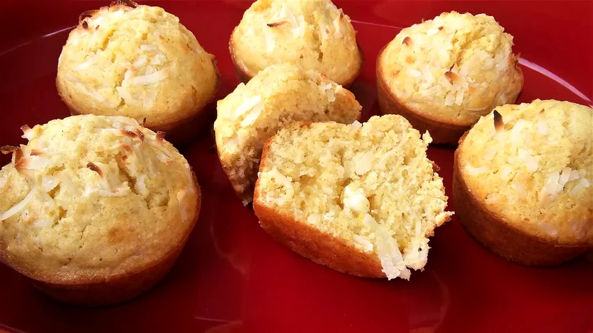 Top 33 Bisquick Mix Recipes You Need to Try Today White Chococonut Cupcakes