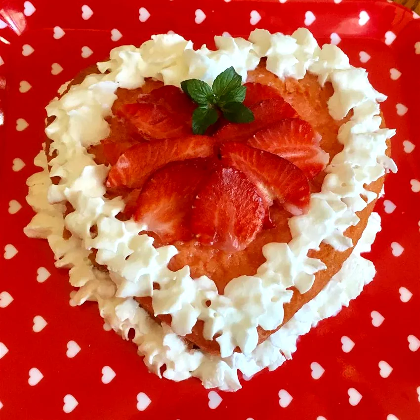 10 Creative Strawberry Cake Mix Recipe Ideas White Chocolate Chip Strawberry Cake