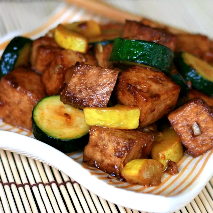 Yellow Squash and Tofu Stir Fry