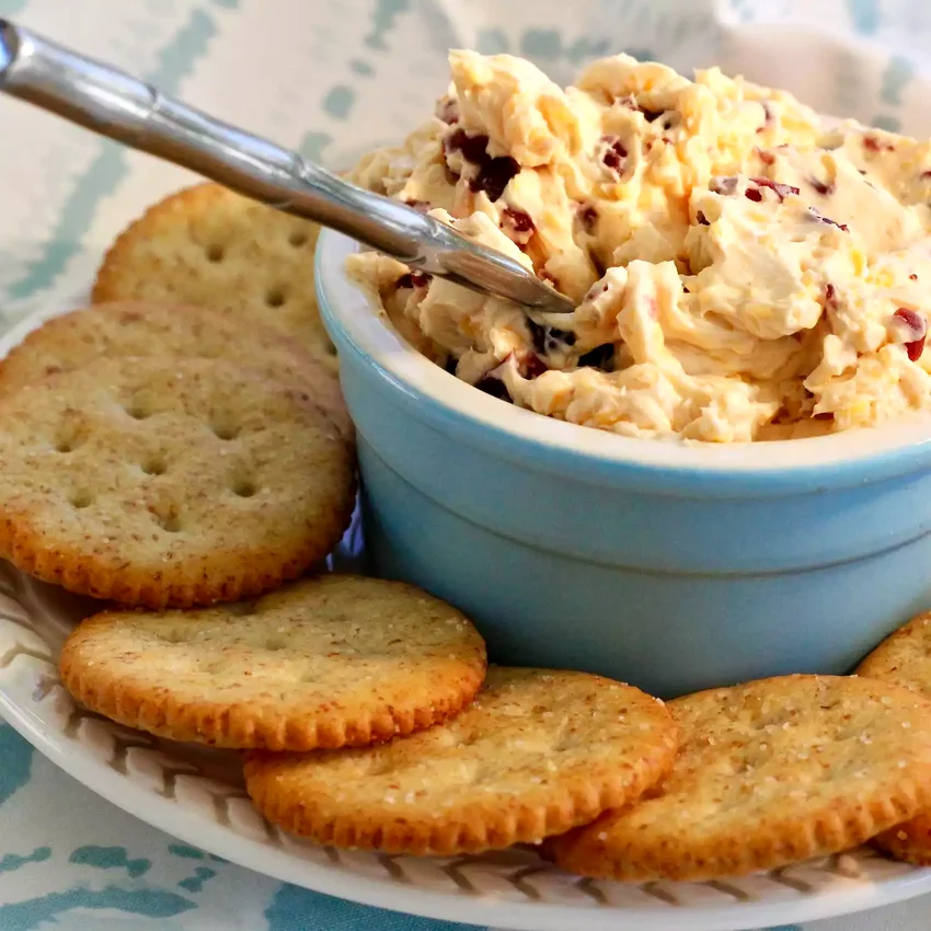 25 Dried Cranberry Dishes You'll Love Every Season Zippy Cranberry Cheddar Spread