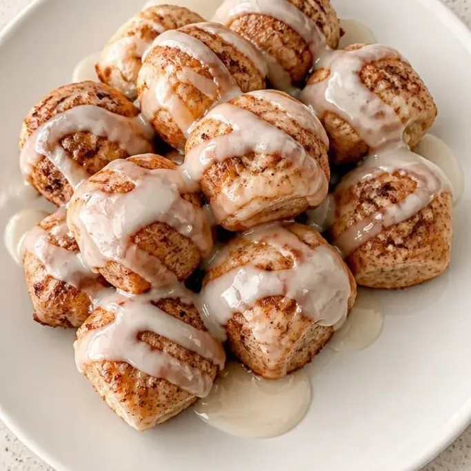 Air Fryer Cinnamon Roll Bites