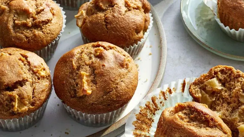 Apple-Cinnamon Muffins Food photo of Apple-Cinnamon Muffins