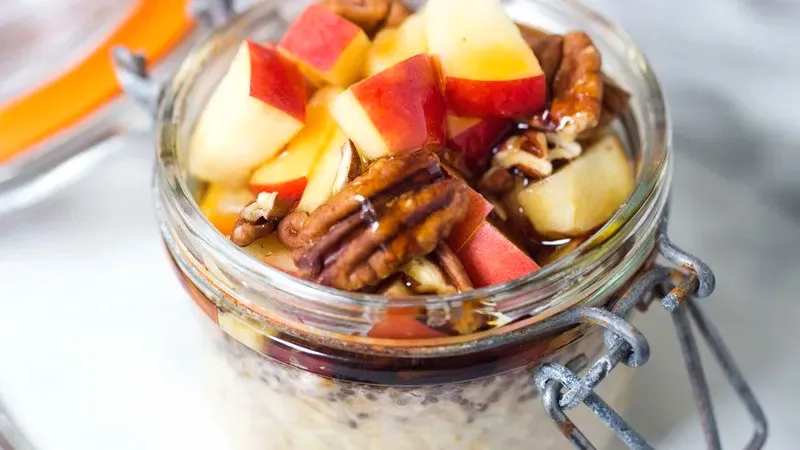 Apple-Cinnamon Overnight Oats Food photo of Apple-Cinnamon Overnight Oats