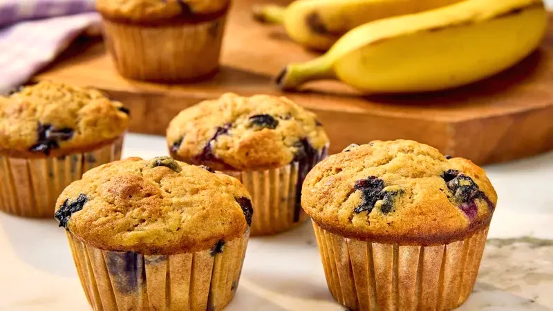Banana-Blueberry Muffins Food photo of Banana-Blueberry Muffins
