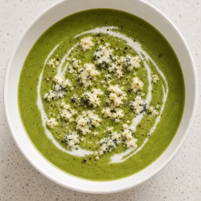Creamy Broccoli and Stilton Soup (Ready in 35 Minutes) Broccoli And Stilton Soup