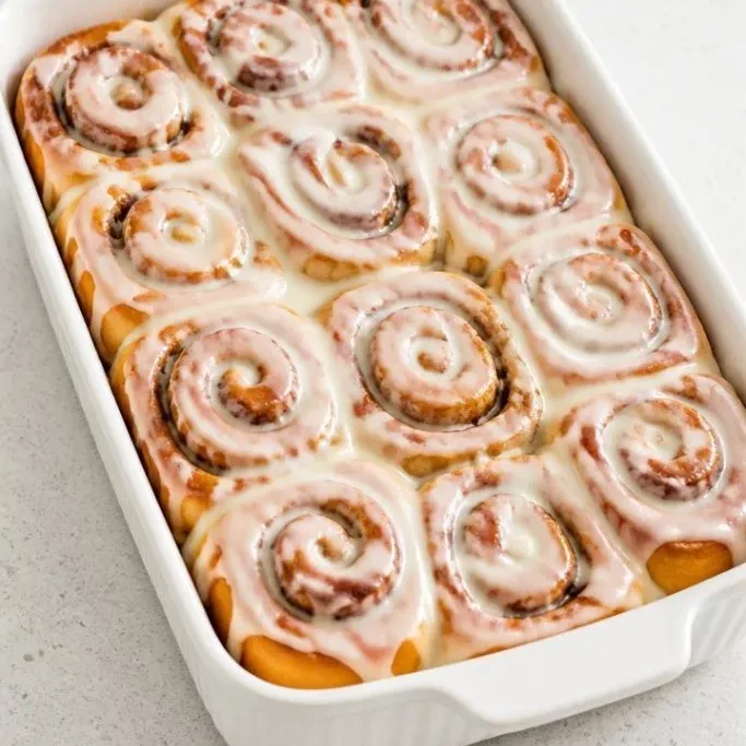 Chai Cinnamon Rolls