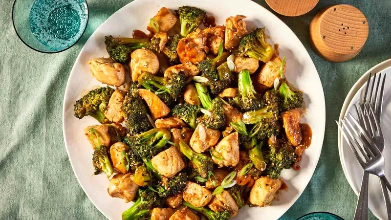 Chicken & Broccoli Stir-Fry Food photo of Chicken & Broccoli Stir-Fry