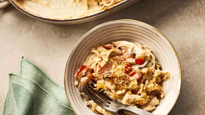 Chicken Spaghetti Casserole Food photo of Chicken Spaghetti Casserole