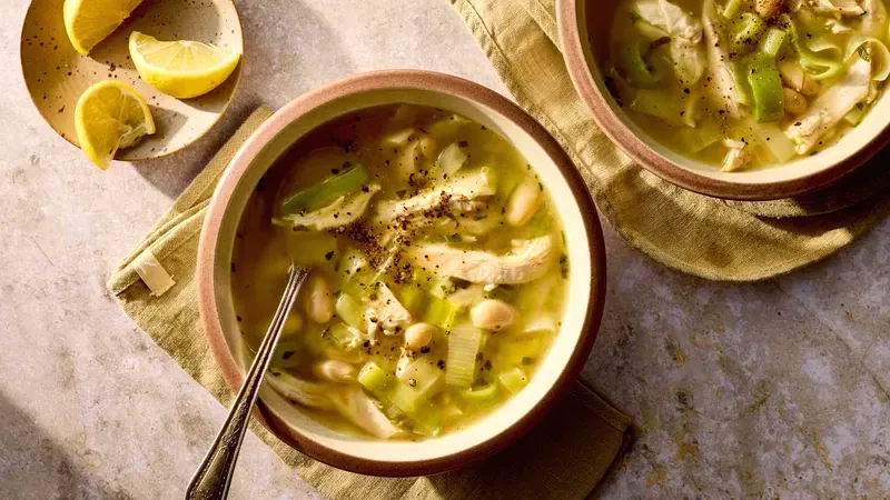 Chicken & White Bean Soup Food photo of Chicken & White Bean Soup