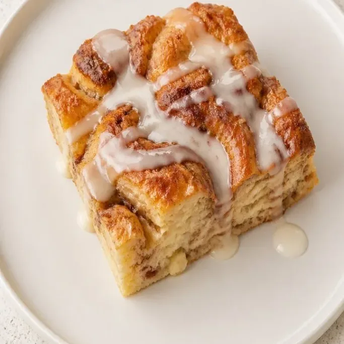 Cinnamon Roll Breakfast Casserole