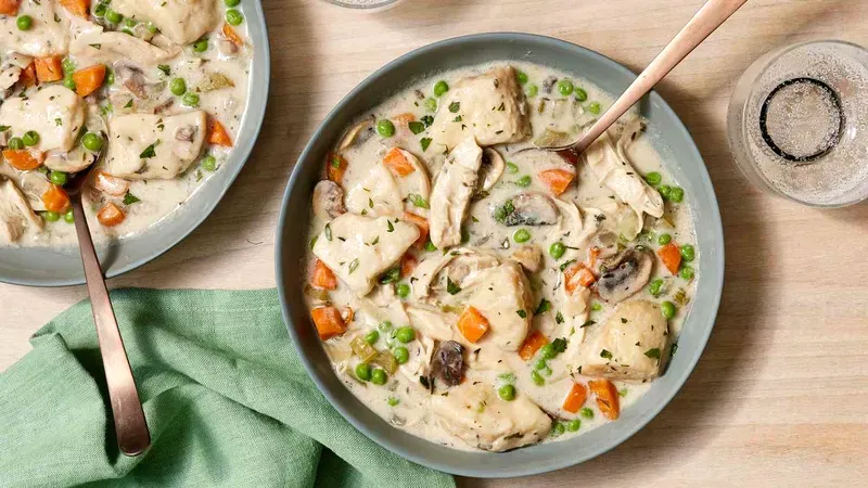 Crock Pot Chicken & Dumplings Food photo of Crock Pot Chicken & Dumplings