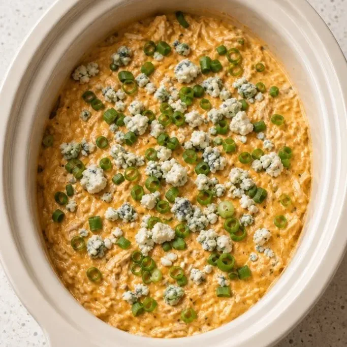 Easy Crockpot Chicken Wing Dip (Buffalo Style) Crockpot Chicken Wing Dip