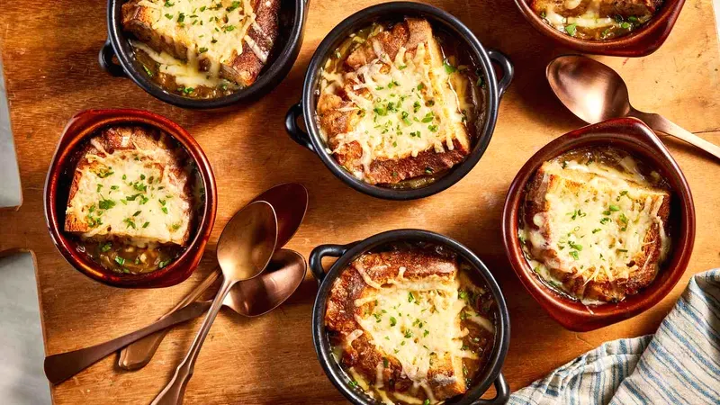 Classic French Onion Soup Food photo of French Onion Soup