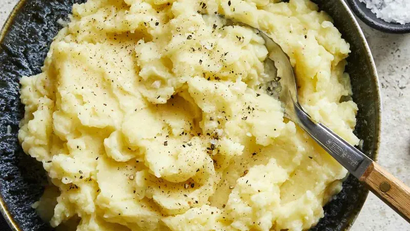 Garlic Mashed Potatoes Food photo of Garlic Mashed Potatoes