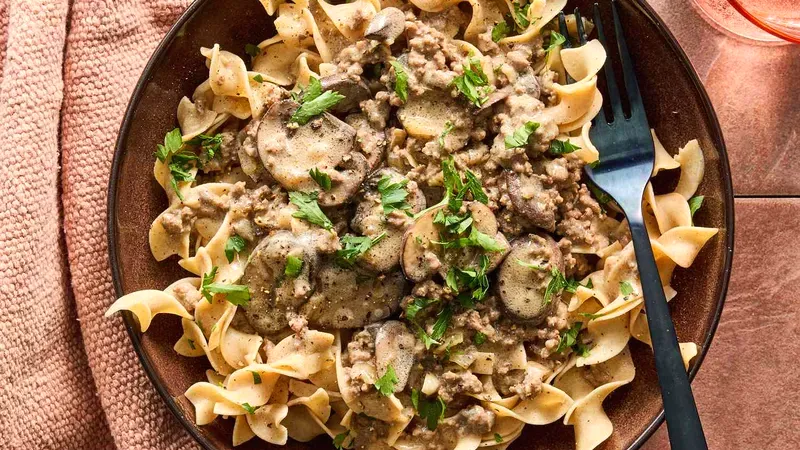 Ground Beef Stroganoff Food photo of Ground Beef Stroganoff
