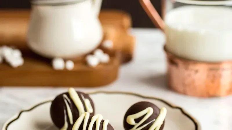 Hot Chocolate Bombs Food photo of Hot Chocolate Bombs