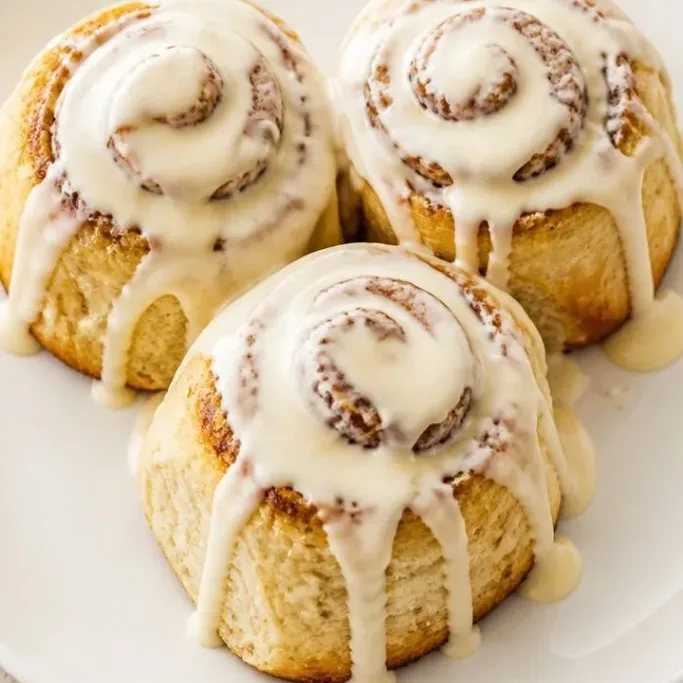 Keto Cinnamon Rolls