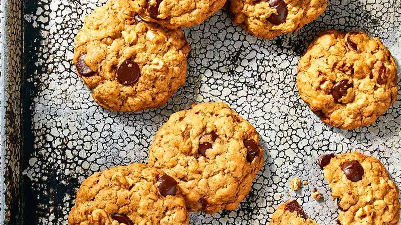 Oatmeal Chocolate Chip Cookies Food photo of Oatmeal Chocolate Chip Cookies