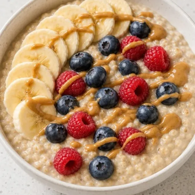 Creamy High-Protein Oatmeal with Protein Powder Oatmeal with Protein Powder