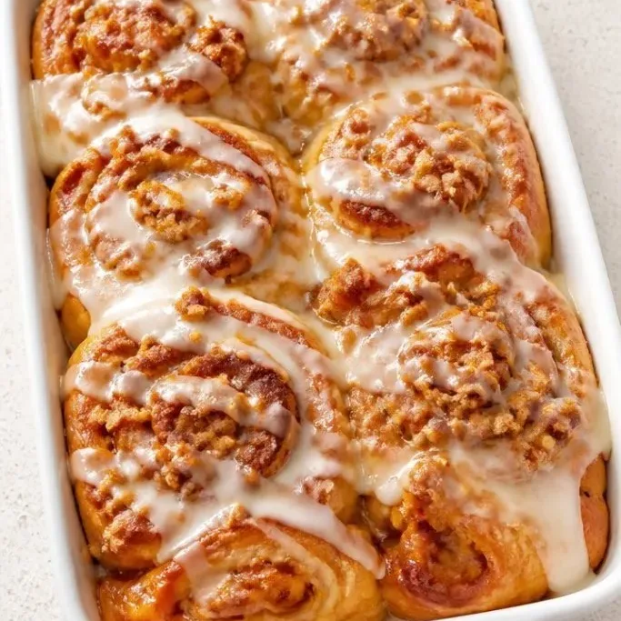Peach Cobbler Cinnamon Rolls Peach Cobbler Cinnamon Rolls