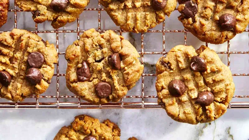 Peanut Butter Chocolate Chip Cookies Food photo of Peanut Butter Chocolate Chip Cookies