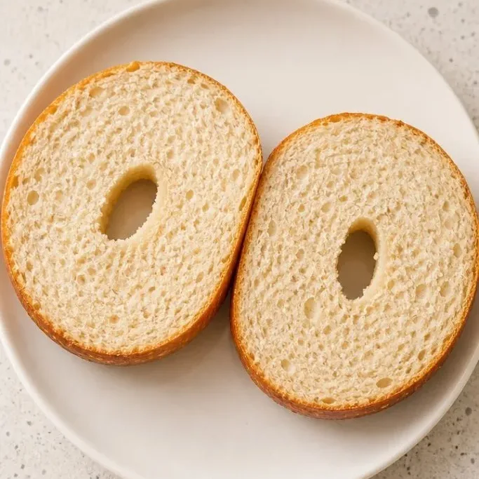 Protein Bagels With Cottage Cheese