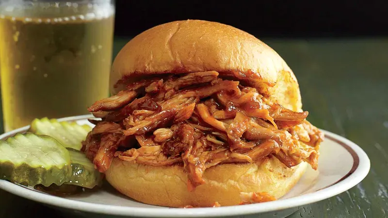 Pulled Chicken Sandwiches Food photo of Pulled Chicken Sandwiches