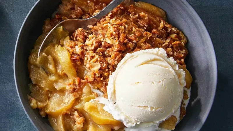 Slow-Cooker Apple Crisp Food photo of Slow-Cooker Apple Crisp
