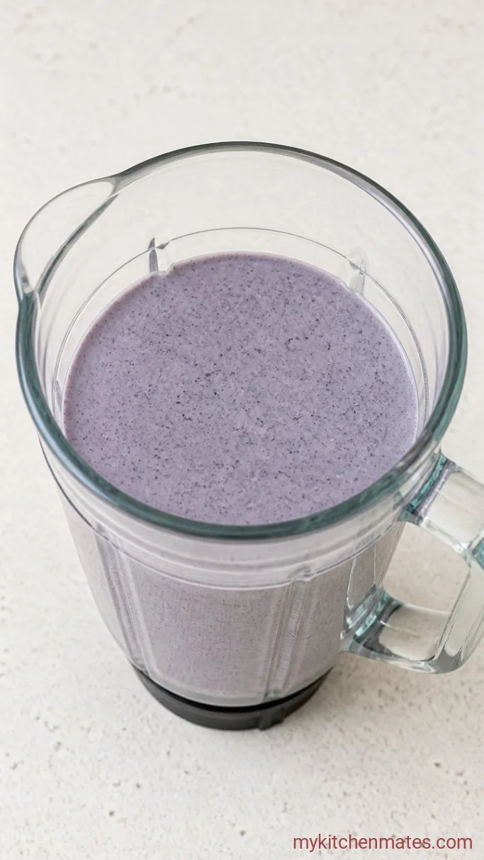 3-Ingredient Blended Chia Pudding (So Smooth) Step 1: Blend the Base