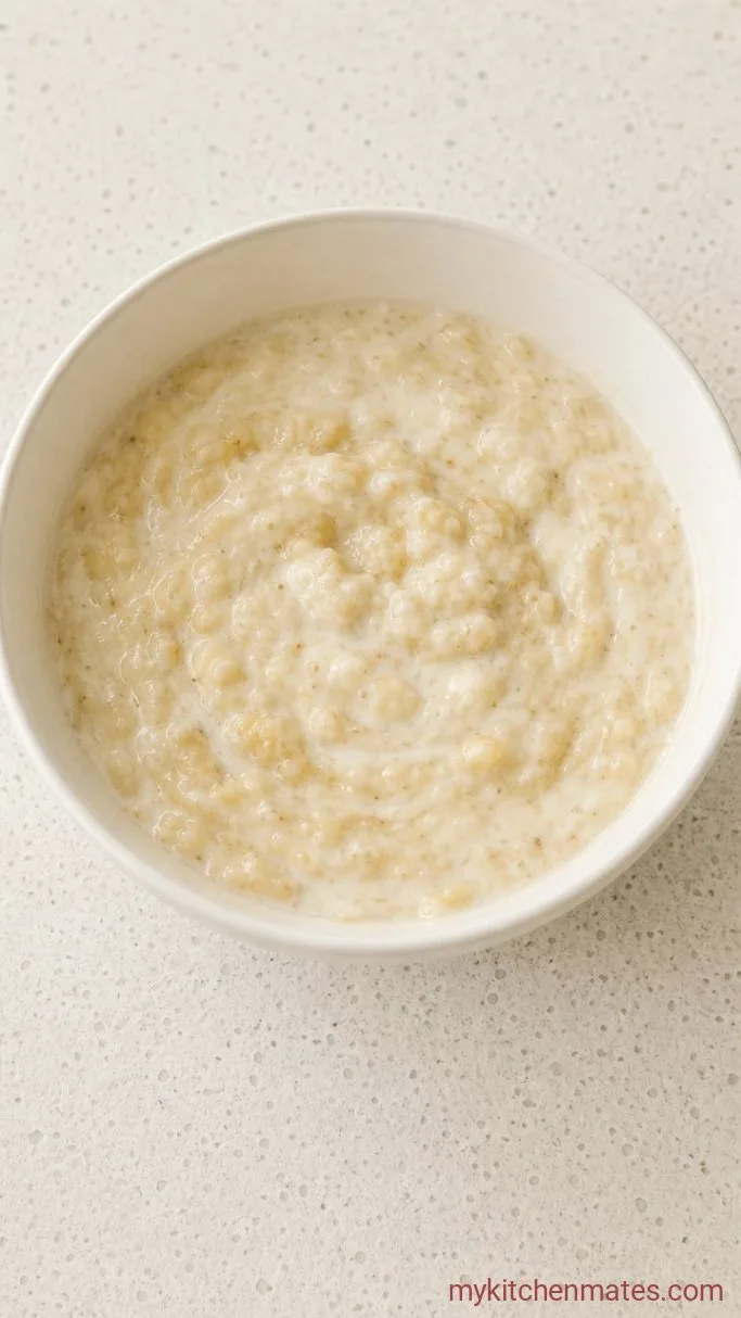 Creamy Banana Pudding Overnight Oats (No-Cook, 10-Min Prep) Step 1: Mash the Banana and Mix the Base